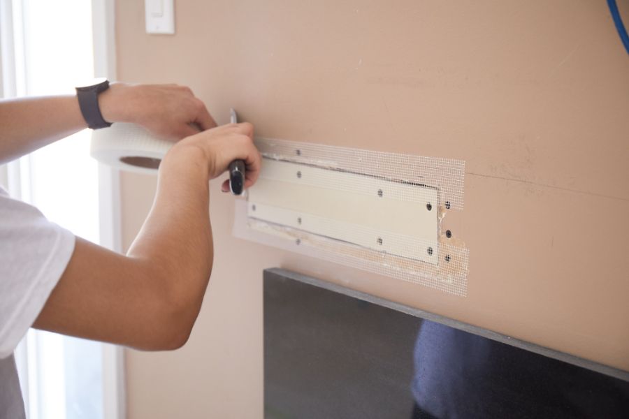 why hiring a professional for your drywall repair is worth it