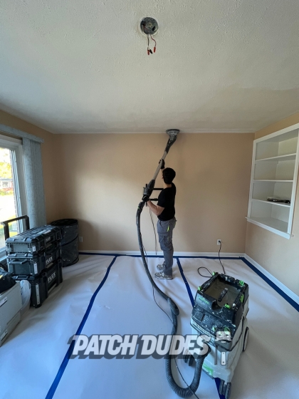 removing stucco in bungalow