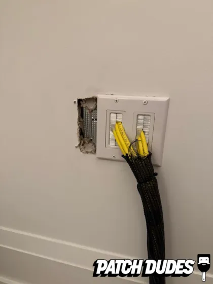 repairing minor damages around socket in drywall